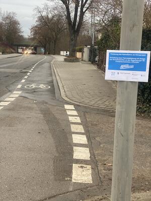 Hauptroute 04 - Fahrradableitung an der Regensburger Stra&szlig;e 126