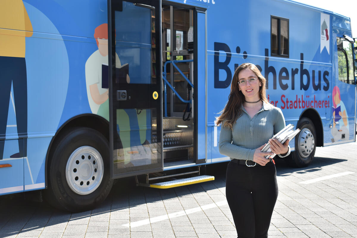 B&uuml;cherbus der Stadtb&uuml;cherei