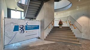 Bild vergr&ouml;&szlig;ern: Foyer am Tag der Einweihung