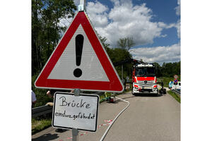 Bild vergr&ouml;&szlig;ern: Hochwasser Update Br&uuml;cke Stauseestra&szlig;e Baggersee