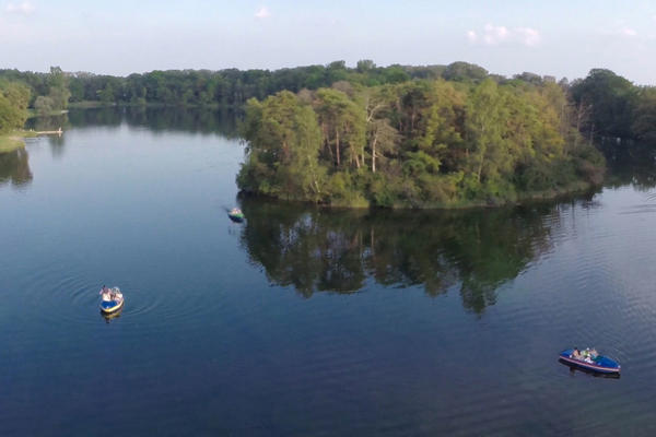 Bild vergr��ern: Bootsverleih am Auwaldsee